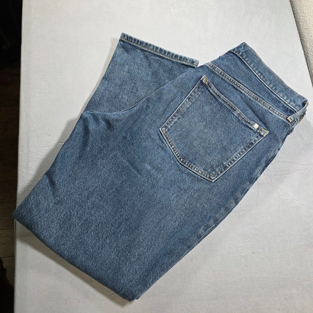 Everlane The Original Cheeky Jean 31 (12)‎  Medium Wash Organic Cotton Straight